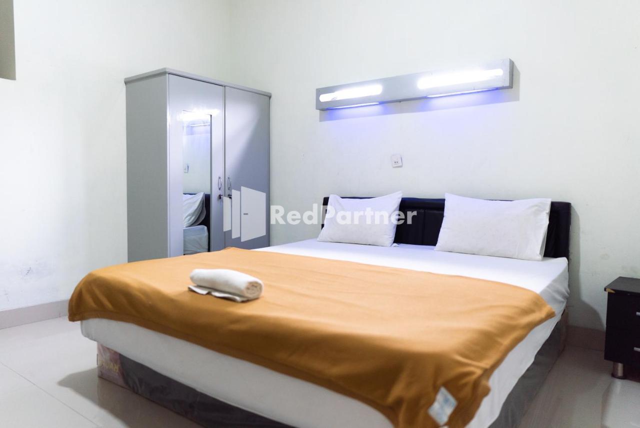 Wisma Aini Syariah Mitra Reddoorz Бандар-Лампунг Экстерьер фото